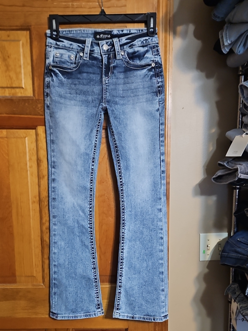 Fleur By Miss Me Low-Rise Bootcut Denim Jeans-NWOT - Picture 3 of 12